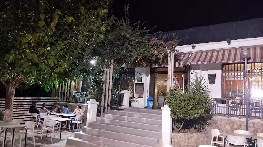 Restaurante Pizzer&iacute;a Casa Romagna