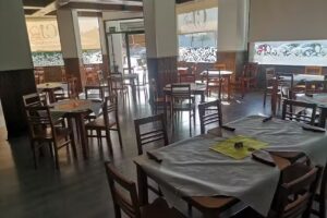 Restaurante pizzer&iacute;a CJ.