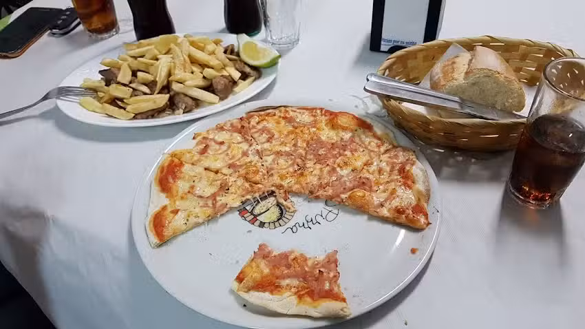 Restaurante Pizzer&iacute;a El Tablero