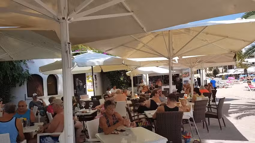 Restaurante Pizzer&iacute;a Es Port