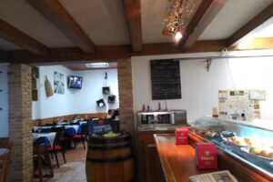 Restaurante Pizzer&iacute;a G&oacute;ndola