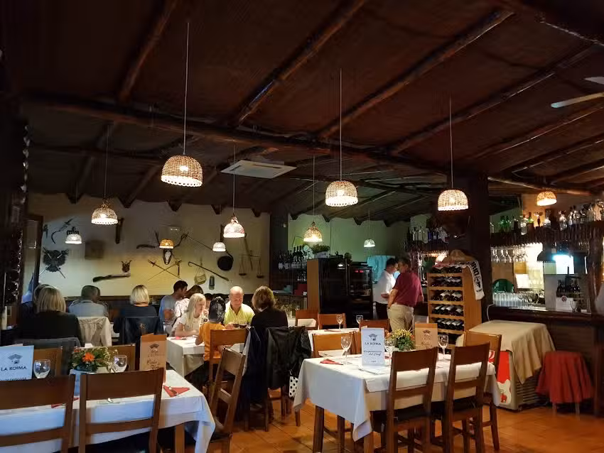 Restaurante Pizzer&iacute;a La Roima