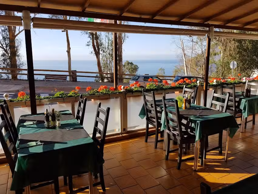 Restaurante Pizzer&iacute;a Mamma Luc&iacute;a