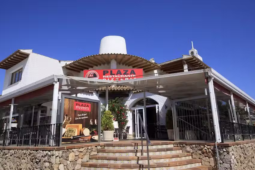 Restaurante Pizzer&iacute;a Plaza