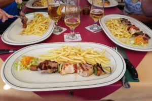 Restaurante Pizzer&iacute;a Roma, Frente Hotel Best Sabinal