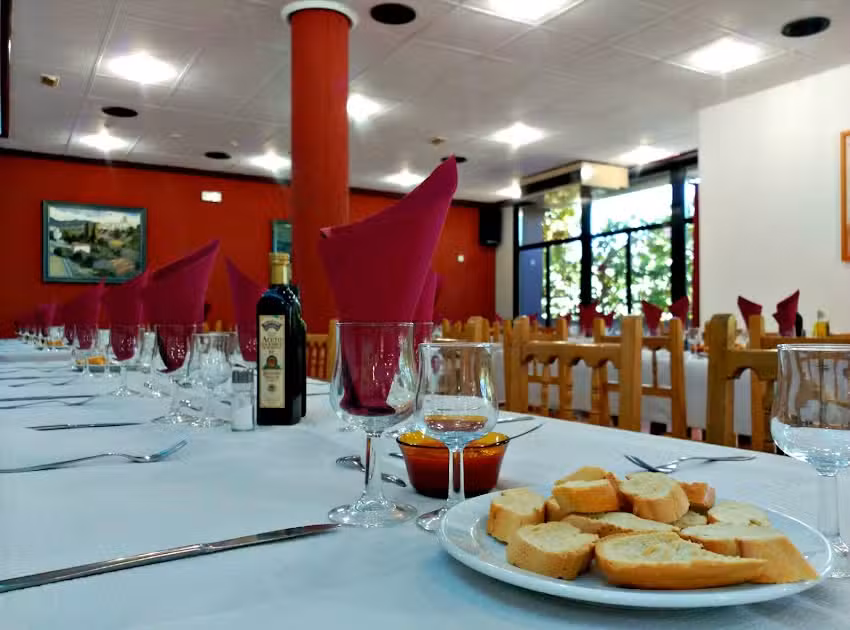 Restaurante pizzer&iacute;a Xaloc