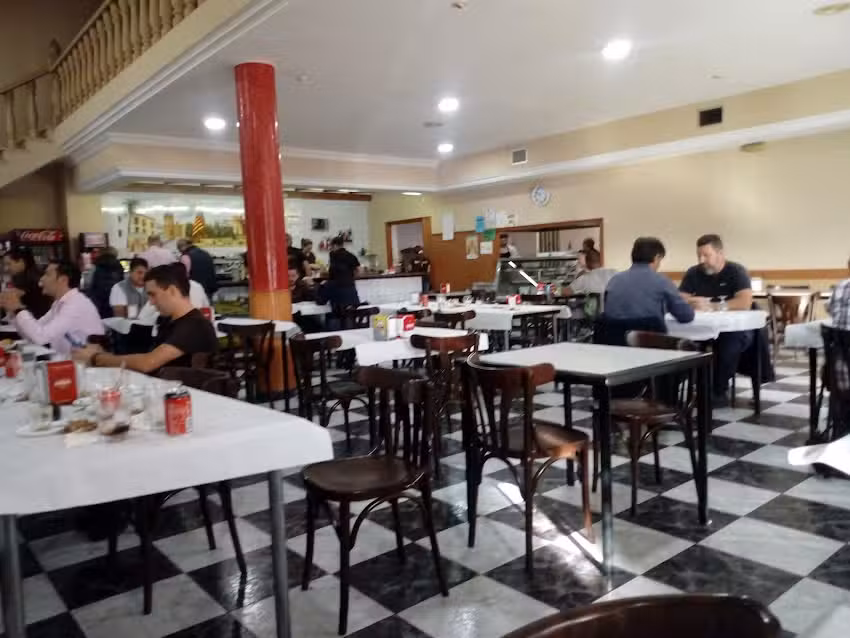 Restaurante Pol&iacute;gono VII