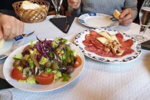 Restaurante por santuario esperanza