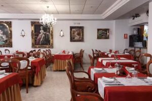 Restaurante P&oacute;rtico Mar