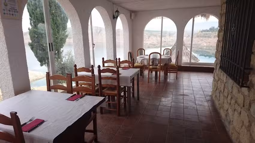 Restaurante Presa Negrat&iacute;n