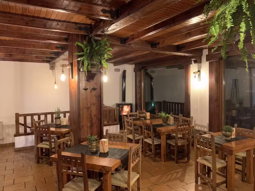 Restaurante &ldquo;Punto de Encuentro&rdquo;