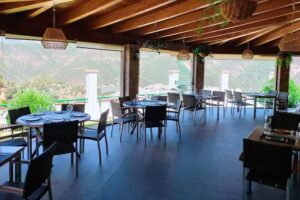 Restaurante Ra&iacute;ces Ist&aacute;n