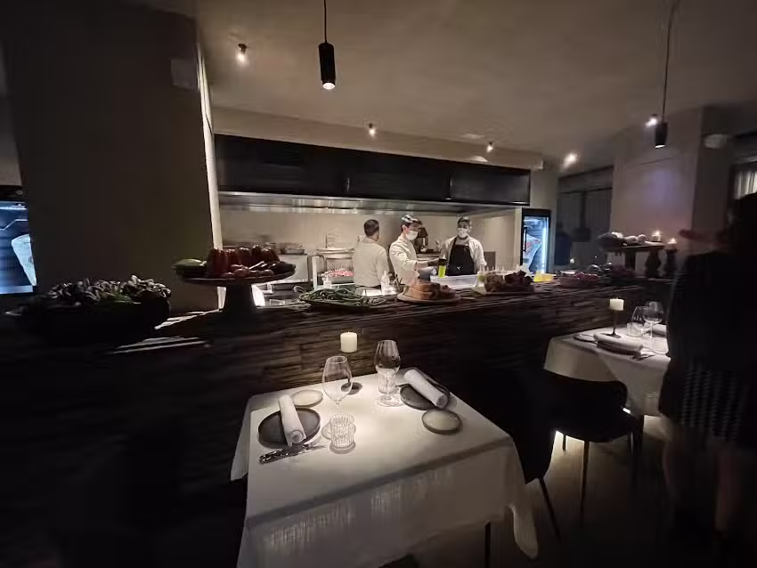 Restaurante RAZA