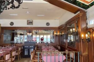 Restaurante Red Pepper Puerto Ban&uacute;s