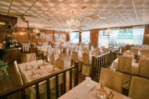 Restaurante RENDEZVOUS