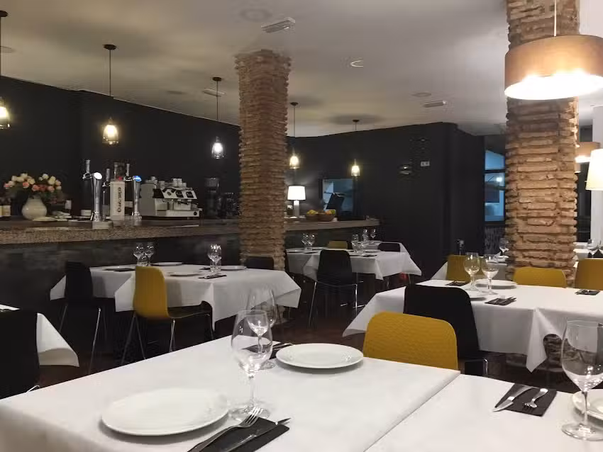 RESTAURANTE ROMANOVA