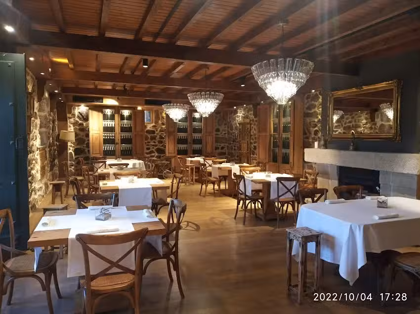 Restaurante S&aacute;brego