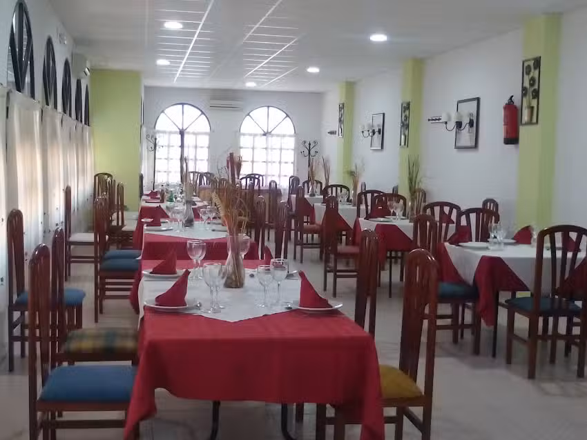 RESTAURANTE SALONES DE BODA VILLAFRANCA DE LOS BARROS LOS ARCOS