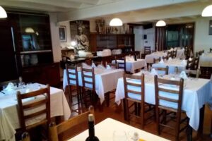 Restaurante, Santuario del Far