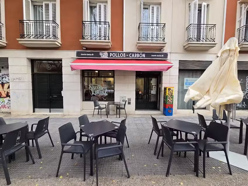 Restaurante Saz&oacute;n Latino