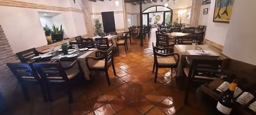 RESTAURANTE-TABERNA LA CHIVA