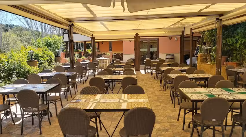 Restaurante & Take Away Array&aacute;n del Generalife