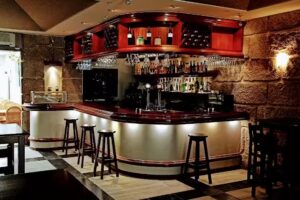 Restaurante Taper&iacute;a Acevro