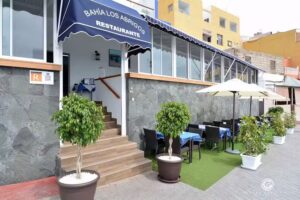 Restaurante-Terraza Bah&iacute;a Los Abrigos
