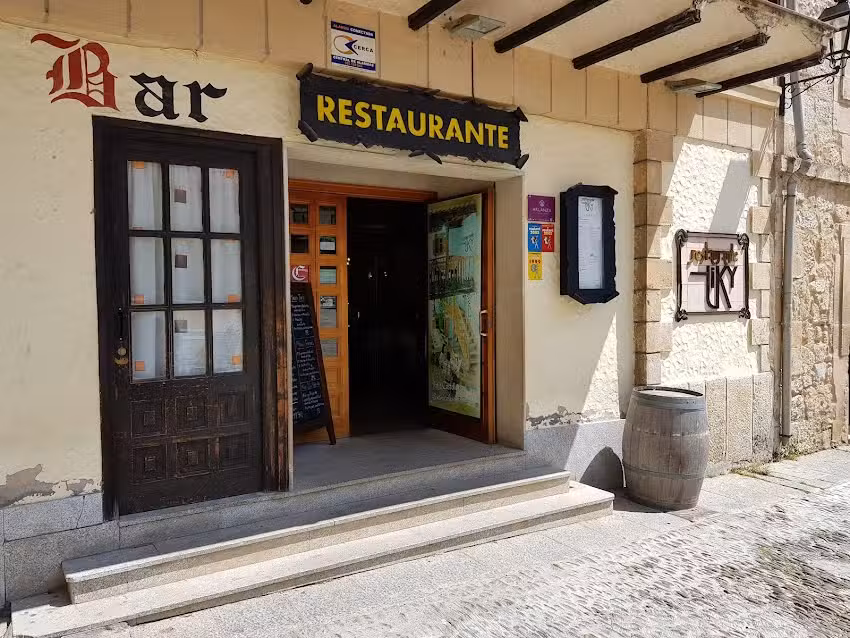 Restaurante Tiky