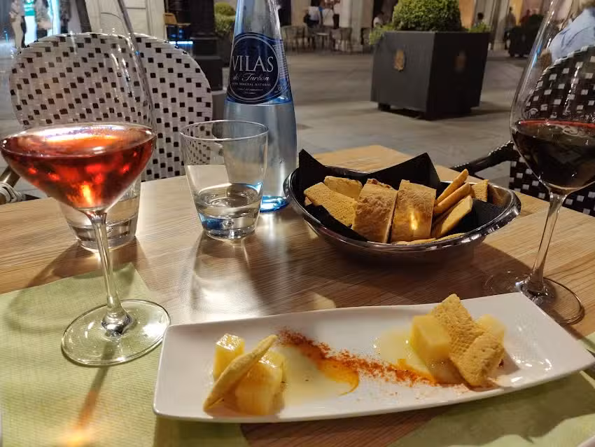 RESTAURANTE TINTA FINA