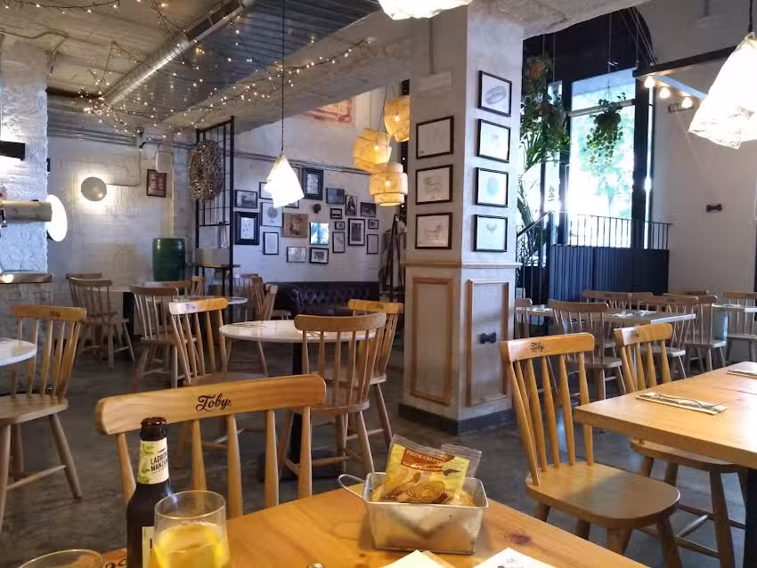 Restaurante Toby eats the world