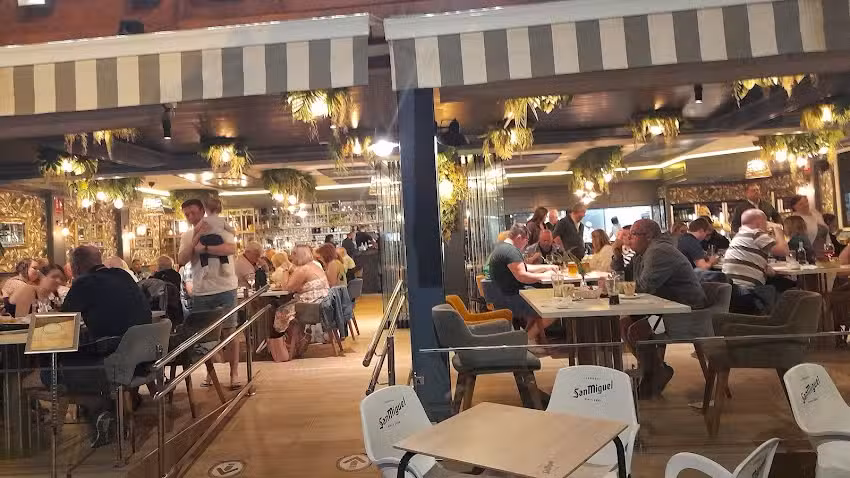 Restaurante Tropicana grill