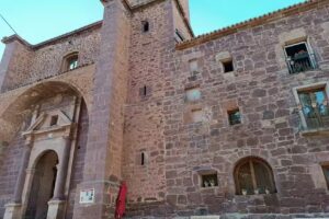 Restaurante y Albergue CARPE DIEM en el Convento de Gotor