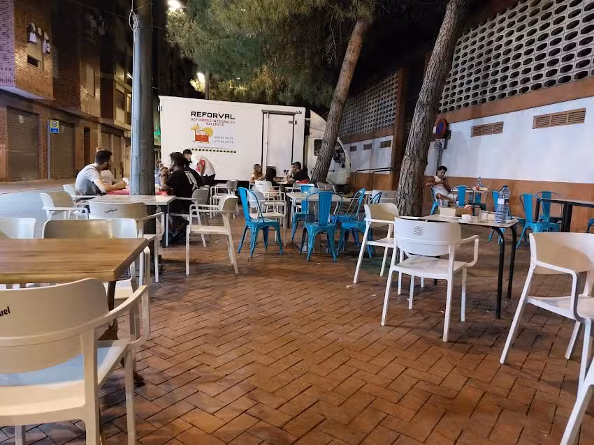 Restaurante y cervecer&iacute;a Karay