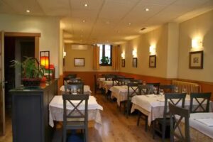 Restaurante y Hostal Casa Sario