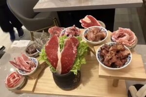 RESTAURANTE YAKIMANZI 漫滋烧肉