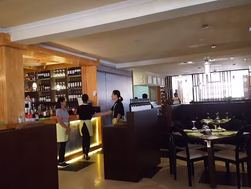 Restaurante ZAKE