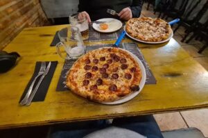 Resto Pizzer&iacute;a Metr&oacute;polis