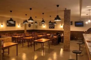 RIDER’S Bar & Restaurant