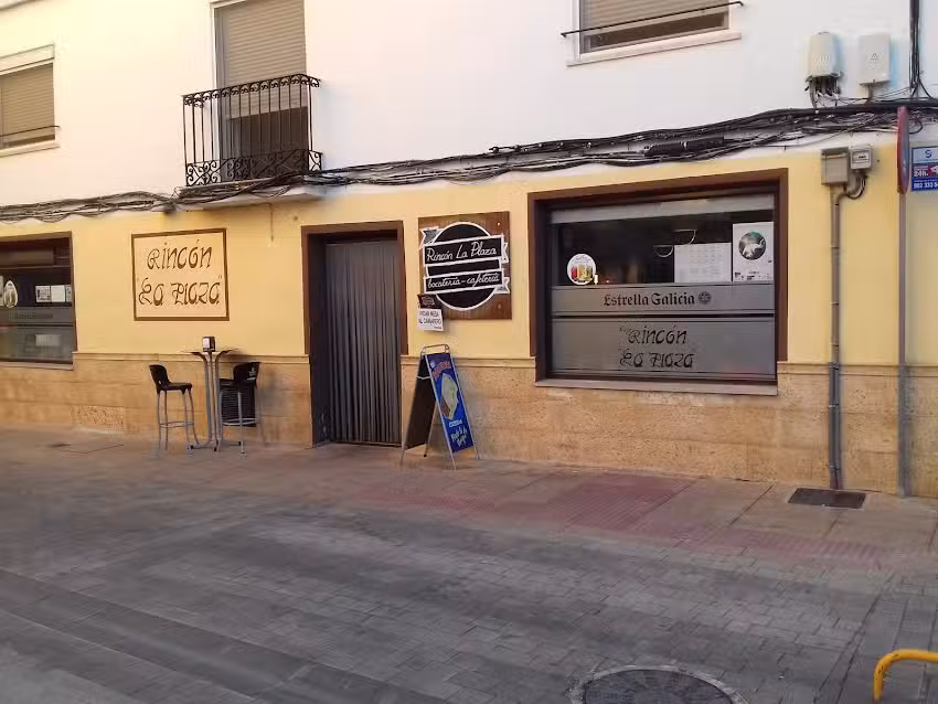 Rinc&oacute;n de la Plaza STREET BURGER