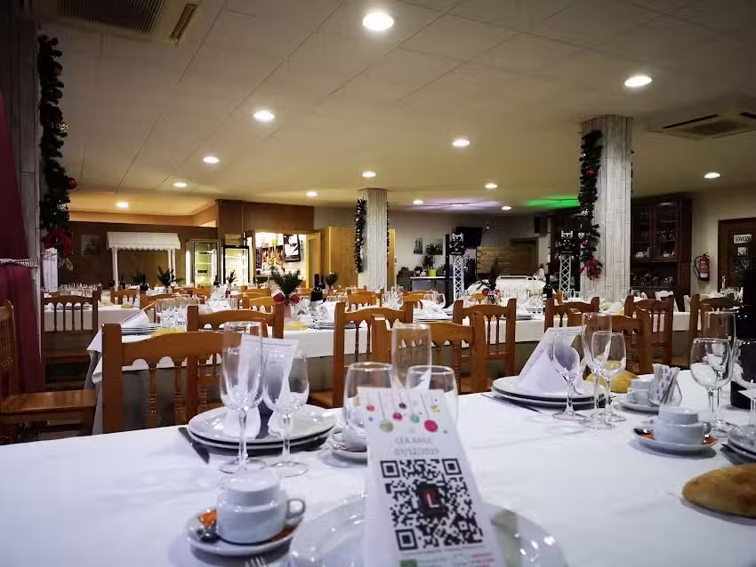 R&iacute;o Li&ntilde;ares &ndash; Restaurante Catering