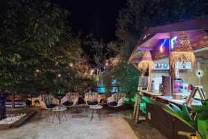 ROCK &lsquo;N&rsquo; RAOLA STREET FOOD