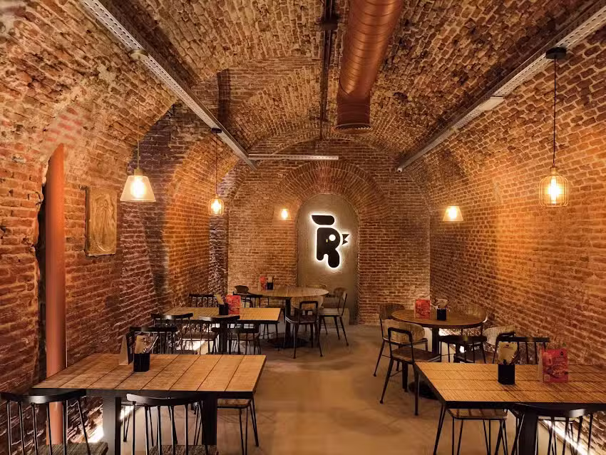 Roost Chicken La Latina