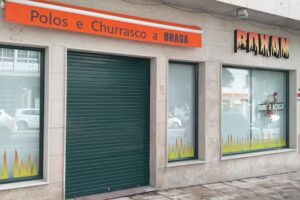 Roxan pollos ~ Santa Marta (Santiago de Compostela)