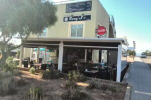 Roxy&rsquo;s American Burgers & Pizza