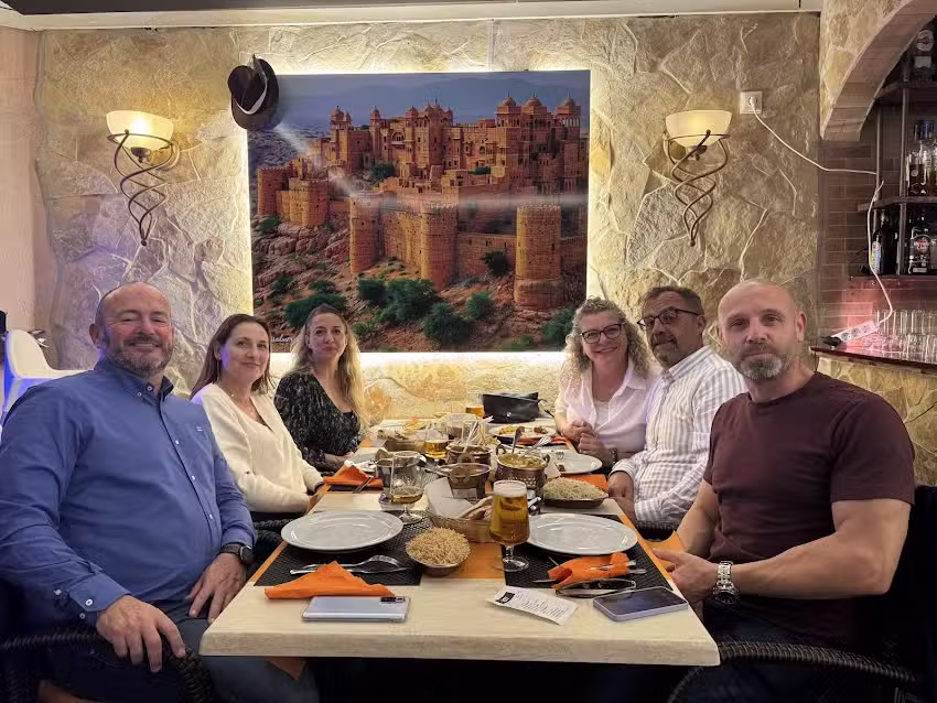 Royal Indian tandoori restaurant & bar
