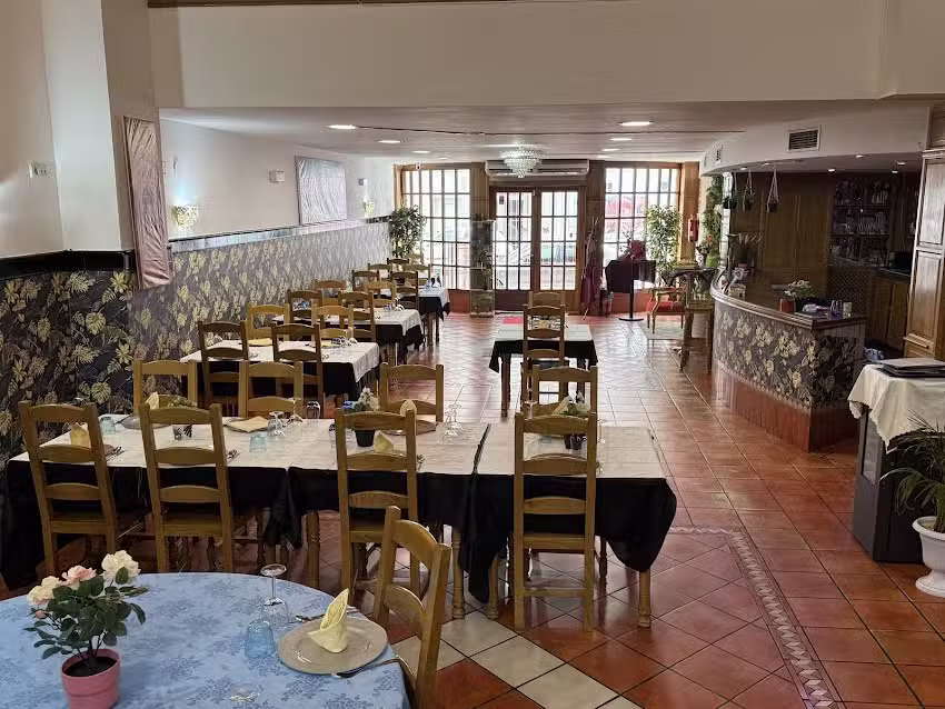 Royal Tandoori Indian Restaurant Ponferrada