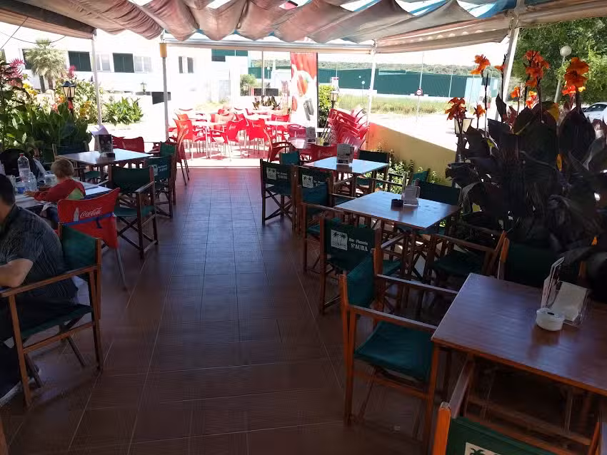 S&acute;Auba terraza argentina