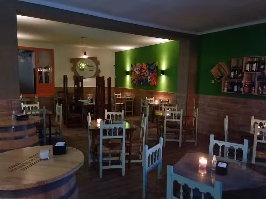 Sabores Gastrobar Internacional