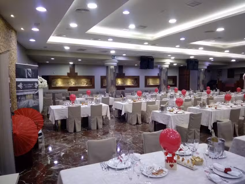 Salones Ideal Bail&eacute;n